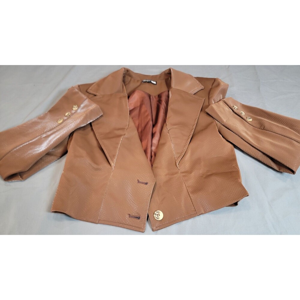 Fashion Nova Women’s Brown Snakeskin Faux Leather Cropped Blazer Jacket Size M - Picture 9 of 12